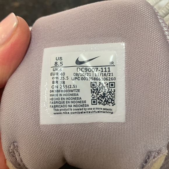 Nike Trainers Sz. 8.5 - Picture 4 of 4